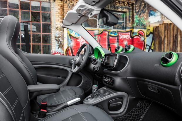 Smart fortwo cabrio electric drive innenraum