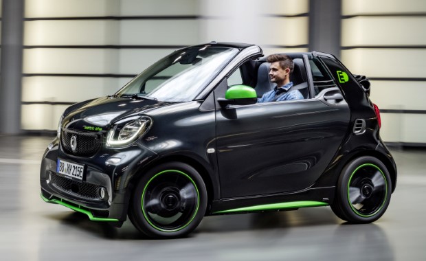 Smart fortwo cabrio electric drive seite