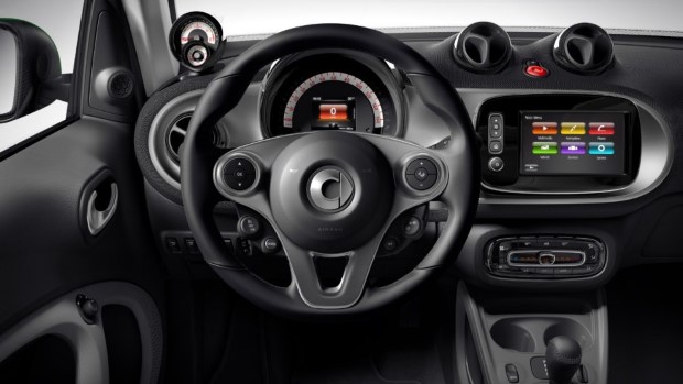 Smart fortwo electric drive cockpit