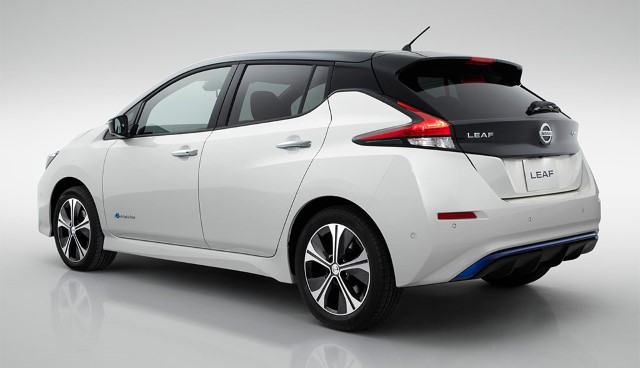 Nissan Leaf 2018 neu schräg hinten