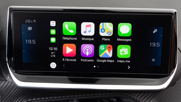 peugeot e-208-apple-carplay